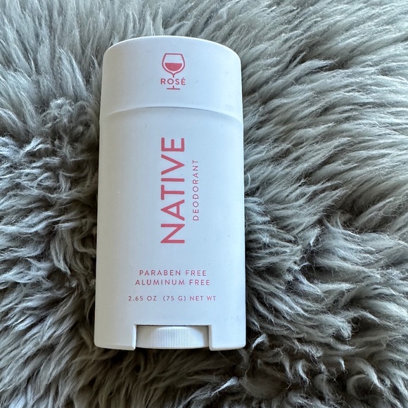 Native Deodorant NEW discontinued Rosé - Picture 1 of 1